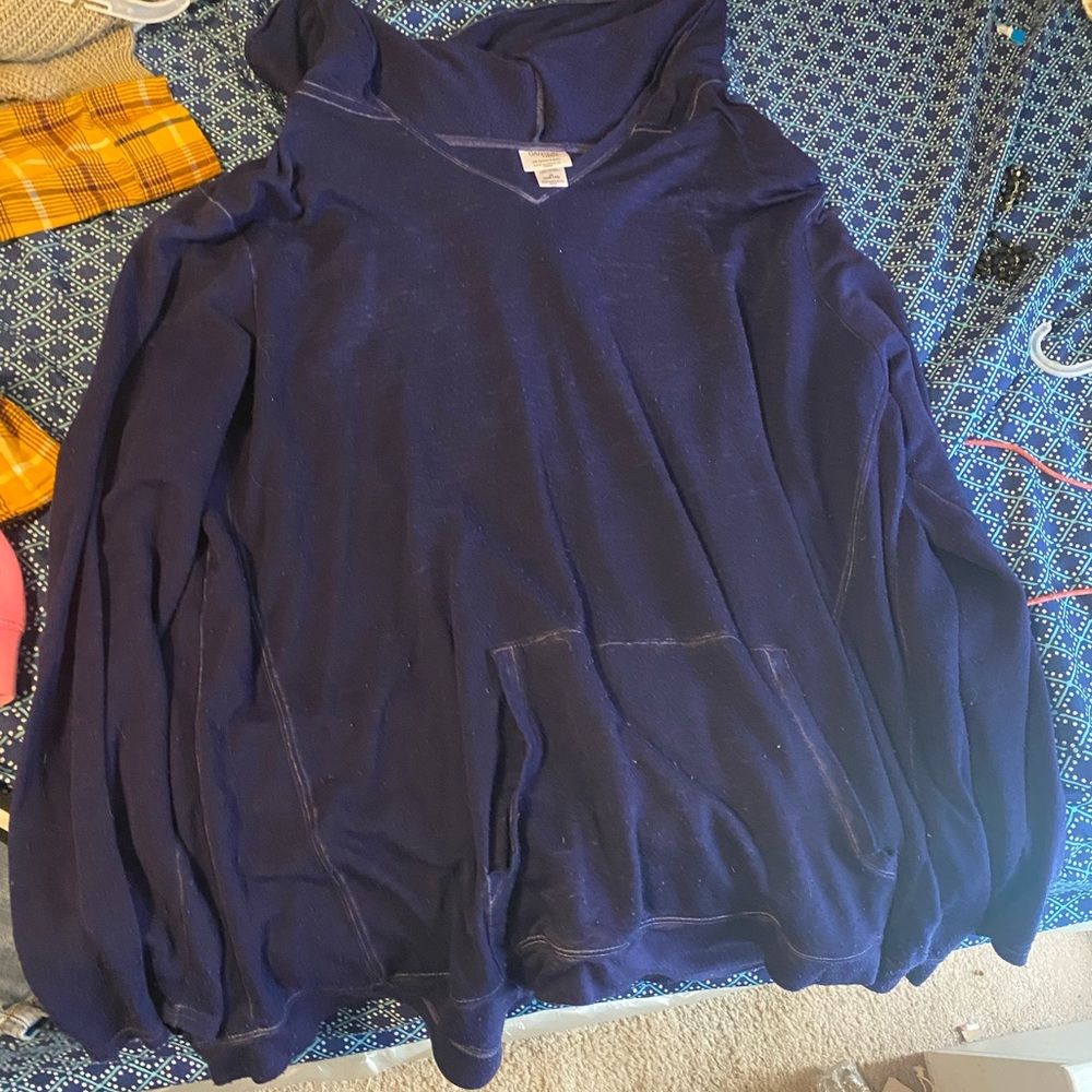 Danskin Athletic Sweatshirt